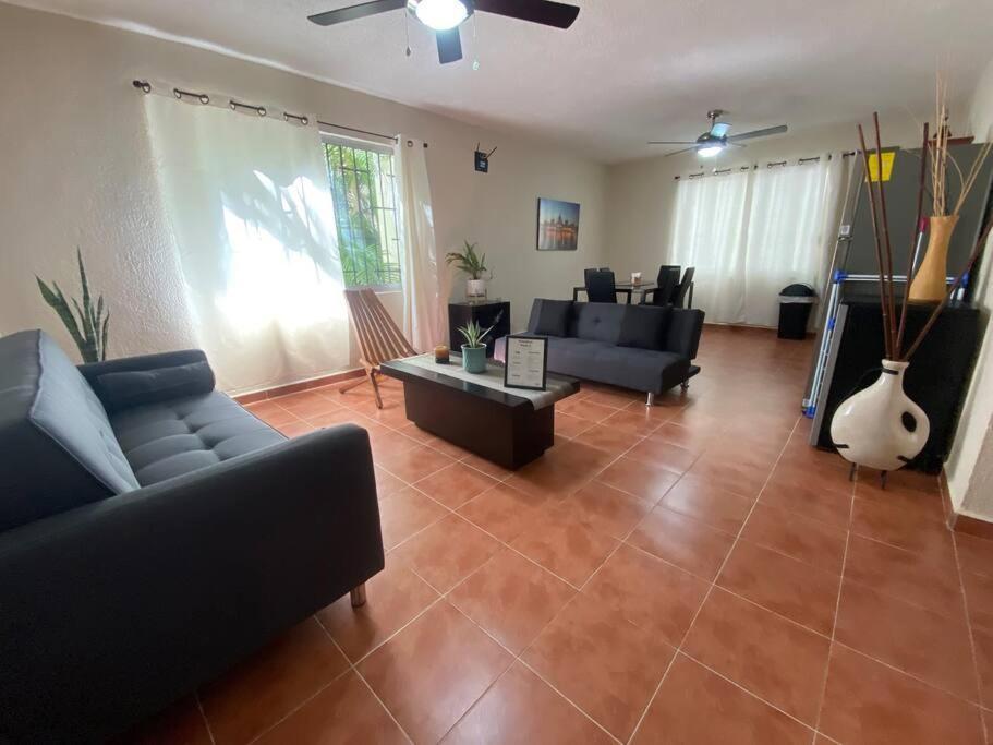 Peach35 Apartamento Centrico, 5 Min De La Playa Lejlighed Cancún Eksteriør billede